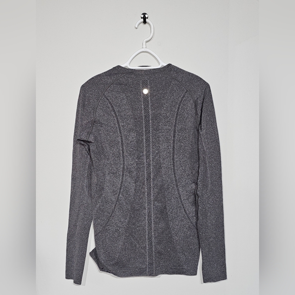 Lululemon Swiftly Tech Long Sleeve Heathered Black Size 10 - Picture 5 of 6